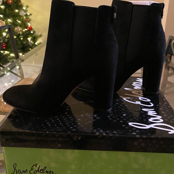 (NWT) Sam Edelman Black Suede Chiara Boots, Size 6 - Picture 2 of 3